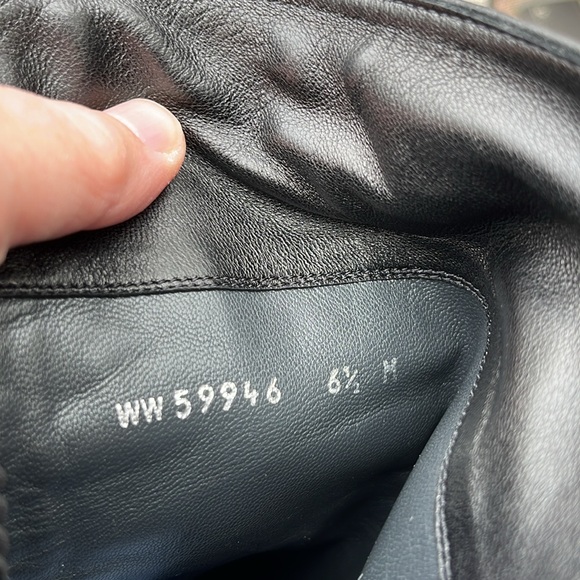 STUART WIETZMAN LADIES BLACK SMOOTH/TEXTURED OVER KNEE BOOTS-6.5 - Picture 9 of 15